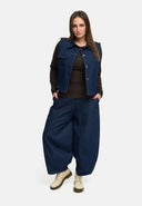 'Amira' Veist – denim dorcha, réchúiseach & le síneadh