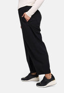 Calças 'Livia' – Corte Largo, Design Simples, & Elástico